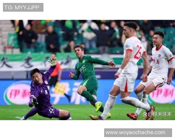 北京中赫国安迎战拜仁慕尼黑强强对决引发球迷热议 北京中赫国安迎战拜仁慕尼黑强强对决引发球迷热议